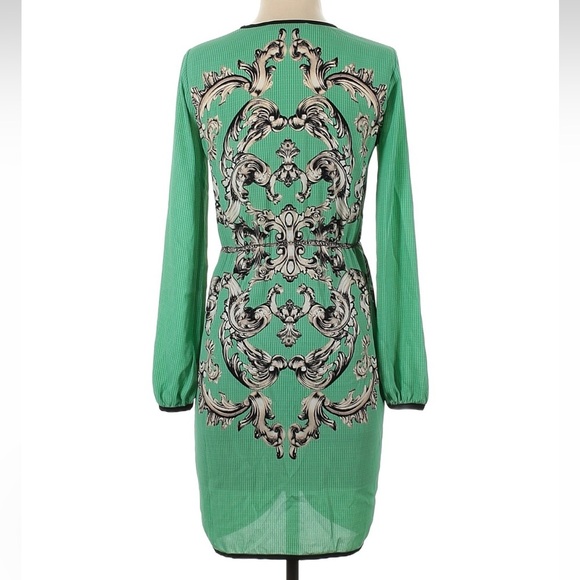 BCBGMAXAZRIA Mint Green Medallion Print Dress Women’s Size XXS 00 0 - Picture 4 of 7